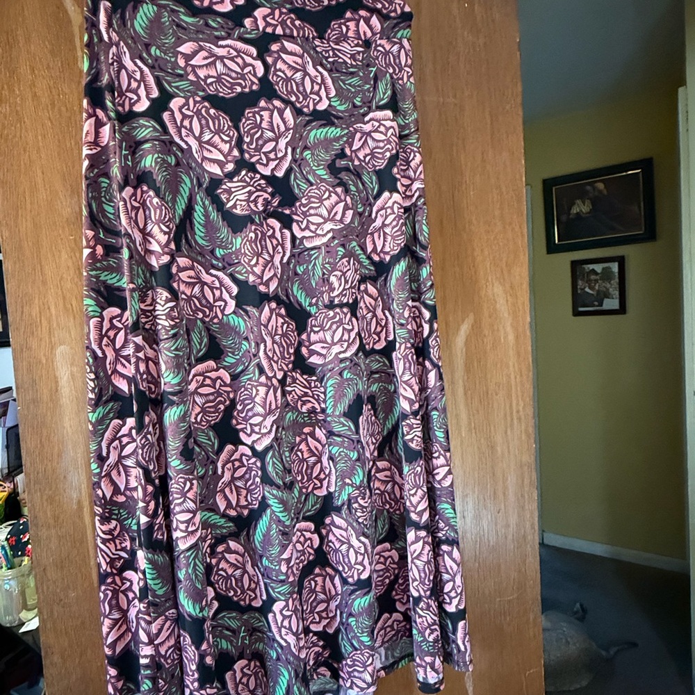 LuLaRoe Black and Pink Floral A-Line Skirt